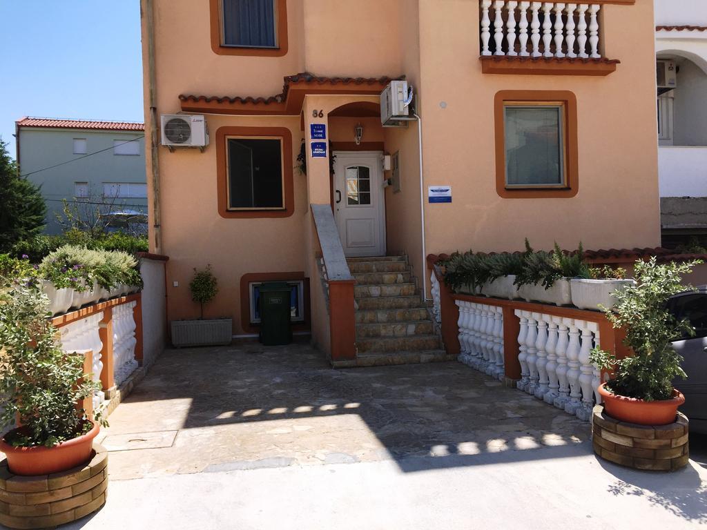 Friendly People'S Guest House Zadar Eksteriør billede
